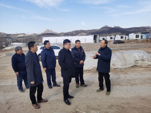 副区长周晨察看玉符河市中段综合治理及玉符河生态园建设